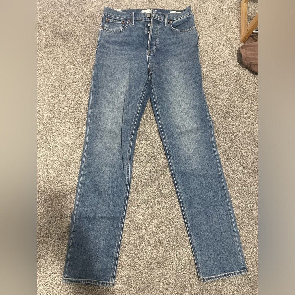 Aritzia denim forum 90s drainpipe high rise jeans